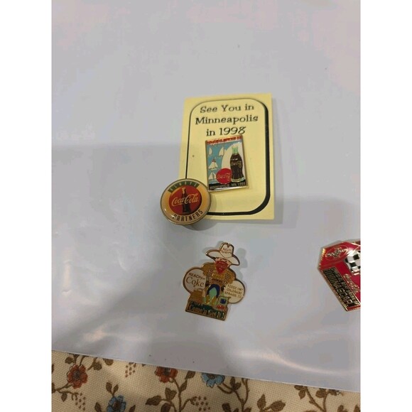 Coca Cola‎ Collectible Pins Atlanta Olympics NASCAR Minneapolis 1998 - Picture 9 of 9